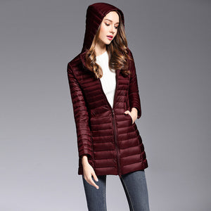 90% White Duck Down Coat Women Ultra Light Down Jackets 2018 winter New Women Long Down Coat Parka with Hood